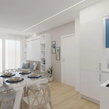 Pineta Fronte Mare Piscina & Park Apartment *